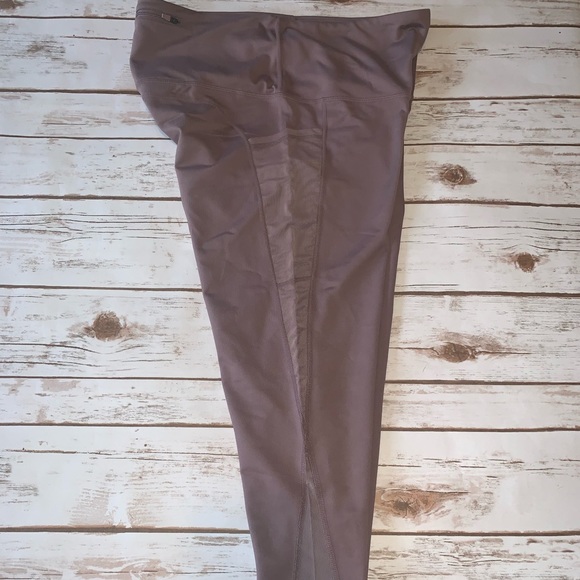 Mono B Plus Athletic Capri ❗️One left: 1X❗️ - Picture 3 of 6